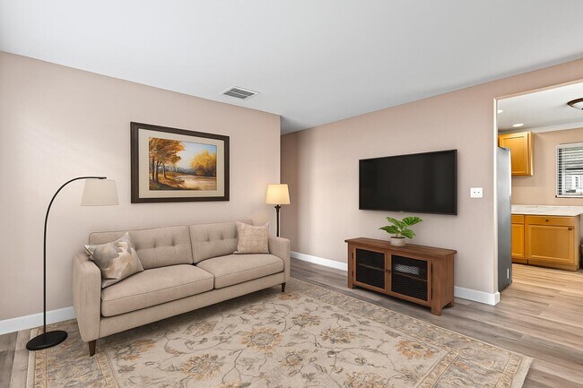 Foto del edificio - 3717 Pinewood Ave