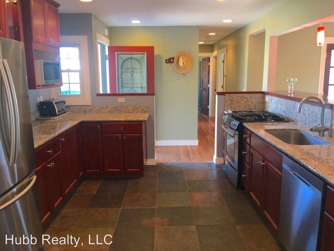 Foto del edificio - 3 br, 2 bath House - 1850 Gridley Avenue