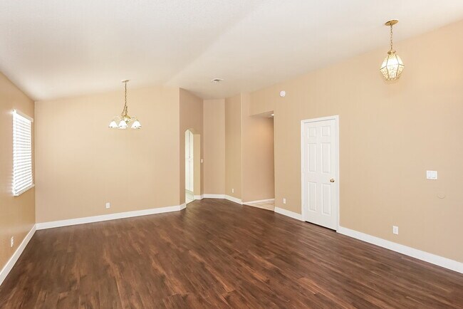 Building Photo - 4432 Rodman Dr