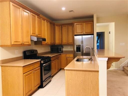 Foto del edificio - 27 Vincent Behan Blvd