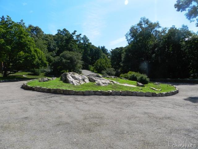 Building Photo - 206 Chateau Rive