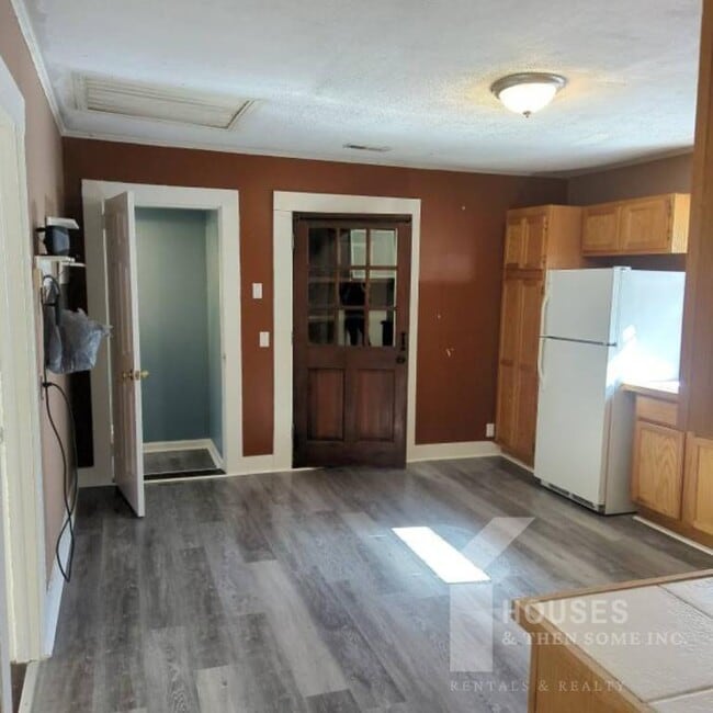 Foto del edificio - 108 Davis St