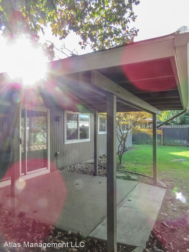 Building Photo - 3 br, 2 bath House - 4055 47th Ave NE