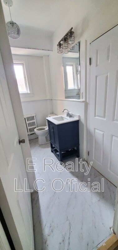 Foto del edificio - 623 N 64th St