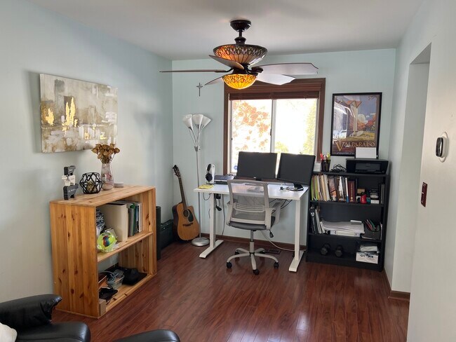 Foto del edificio - 1147 Greensfield Dr