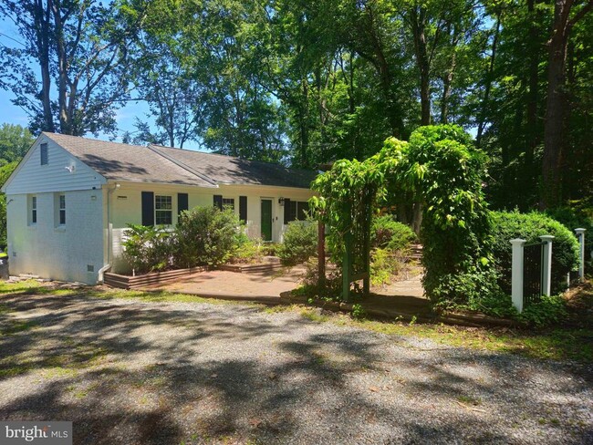 Building Photo - 159 Olde Concord Rd