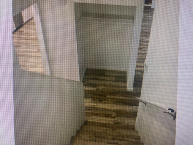 Building Photo - 2145 S Beaumont Dr