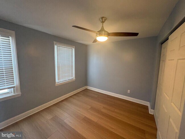 Foto del edificio - 7916 Craig St