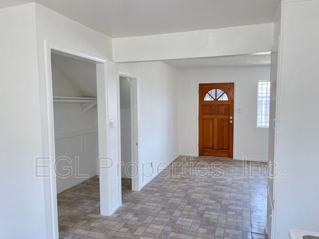 Building Photo - 8315 Miramonte Blvd