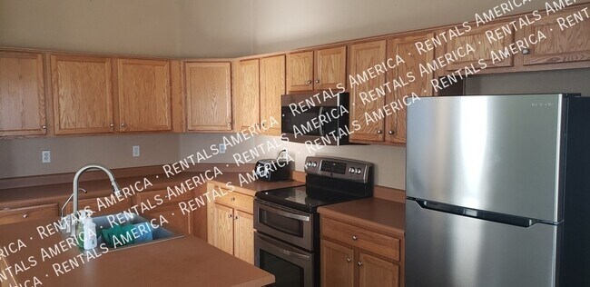 Foto del edificio - 15827 W Yavapai St