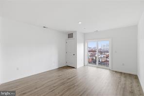 Foto del edificio - 915 N Broad St