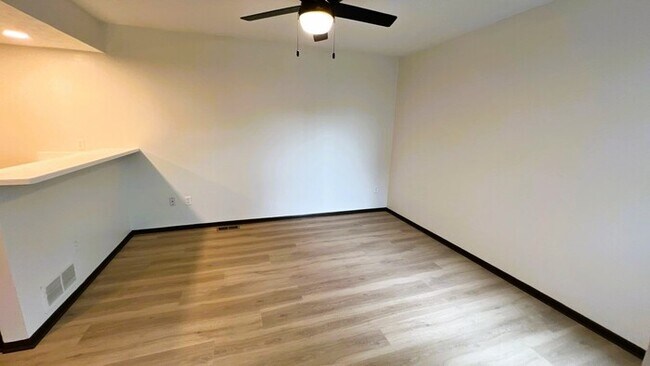 Foto del edificio - Updated Gahanna 3 BR Home