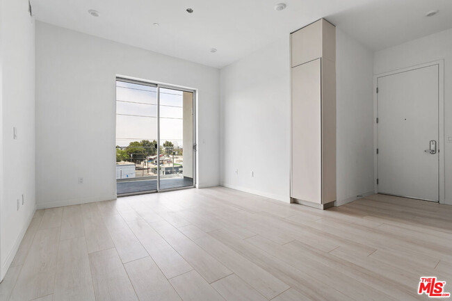 Building Photo - 1650 Sawtelle Blvd