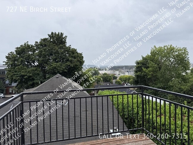 Photo - 727 NE Birch Street- Apartment
