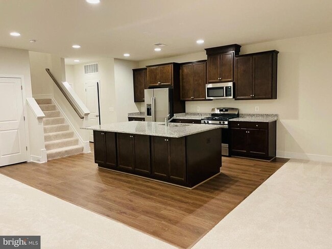 Building Photo - 106 Choke Cherry Ct