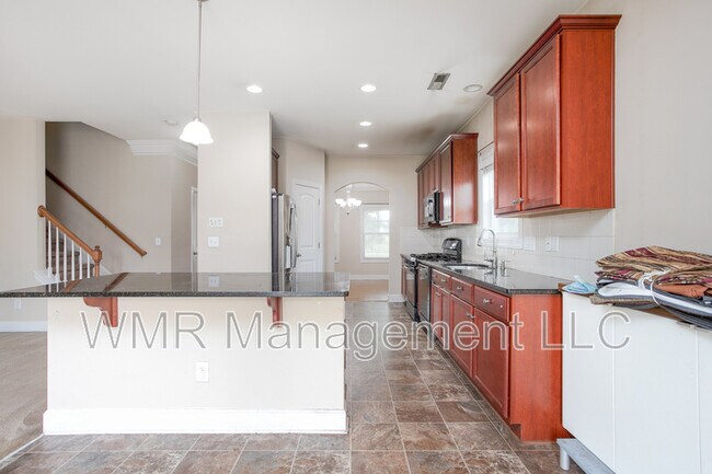 Building Photo - 1594 Cavendish Ct