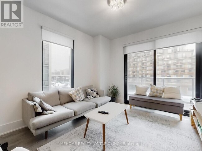 Building Photo - 118 Merchants' Wharf