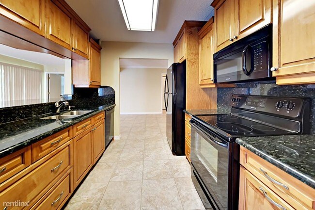 Building Photo - 2042 Charter Oaks Dr