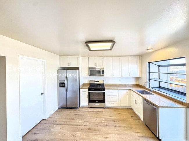 Building Photo - 3766 Callan Blvd