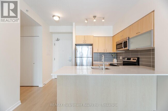 Photo du bâtiment - 150 E Liberty St