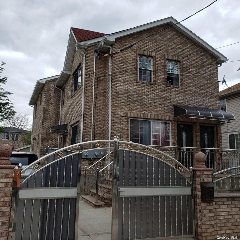 Primary Photo - 135-12 135th St