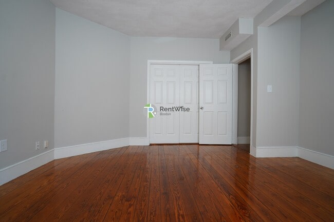 Foto del edificio - 107 Sydney St