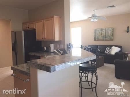 Foto del edificio - 78799 Stansbury Ct