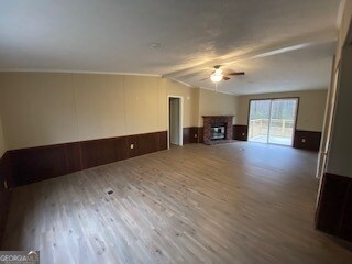 Foto del edificio - 1368 Dee Kennedy Rd