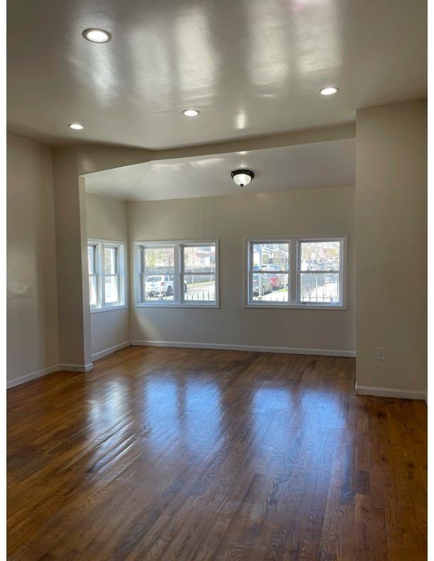 Foto del edificio - 171-28 107th Ave