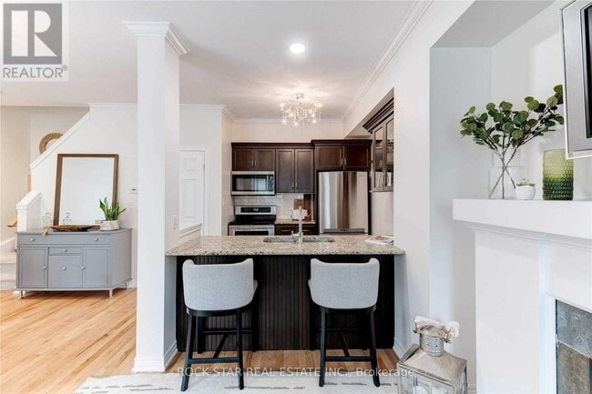 Photo du bâtiment - 337 Beach Blvd