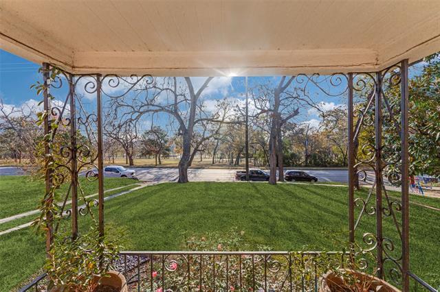 Foto del edificio - 6911 E Grand Ave