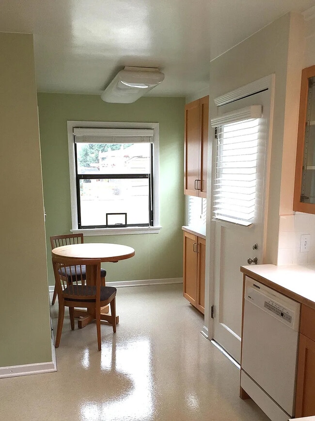 Foto del edificio - 1107 N 49th St