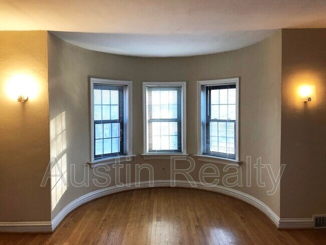 Building Photo - 7801 Delmar Blvd