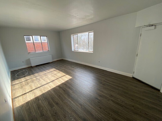 Foto del edificio - 1200 Perry St NE