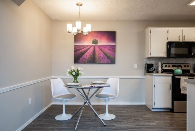 Interior Photo - 12th and Renaissance Apartment Homes