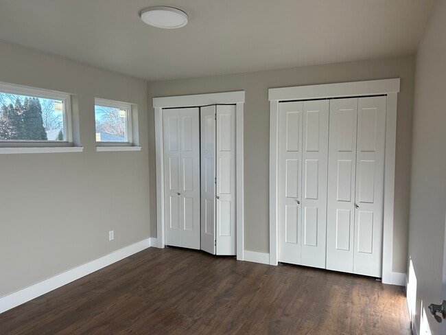 Bedroom 2 - 236 W Kent Ave