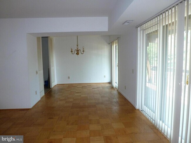 Foto del edificio - 763C Fairview Ave