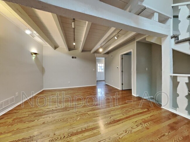 Building Photo - 10174 Edelweiss Cir