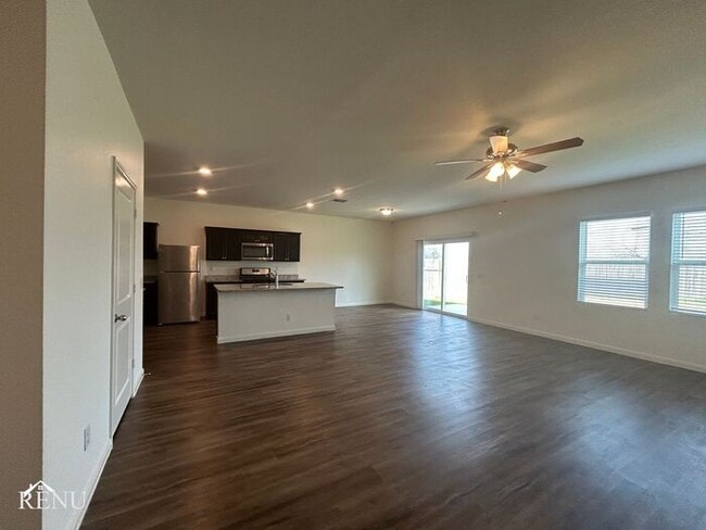 Building Photo - 5030 Firefly Hls