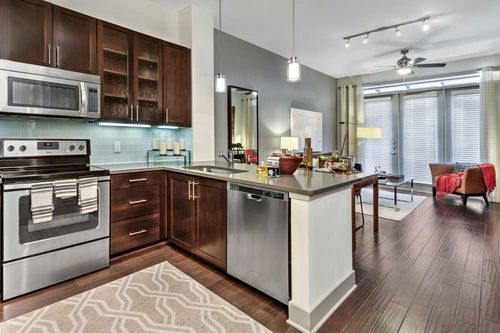 Building Photo - 4670 Amesbury Dr