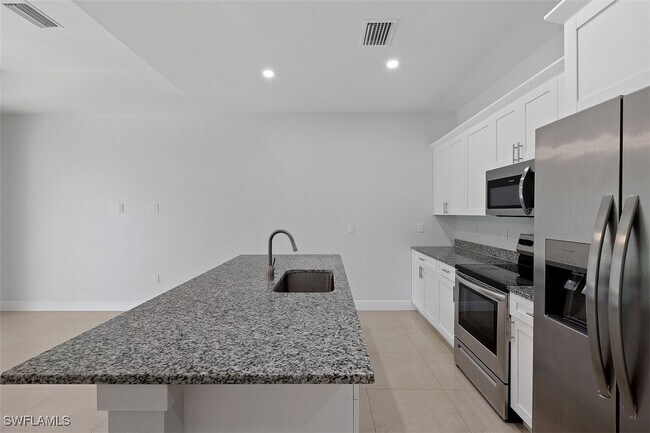 Foto del edificio - 4448 25th St SW