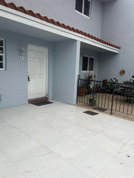 Foto del edificio - 550 SW 115th Ave
