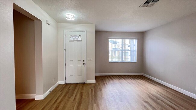 Foto del edificio - 16834 Sunrise Vista Dr