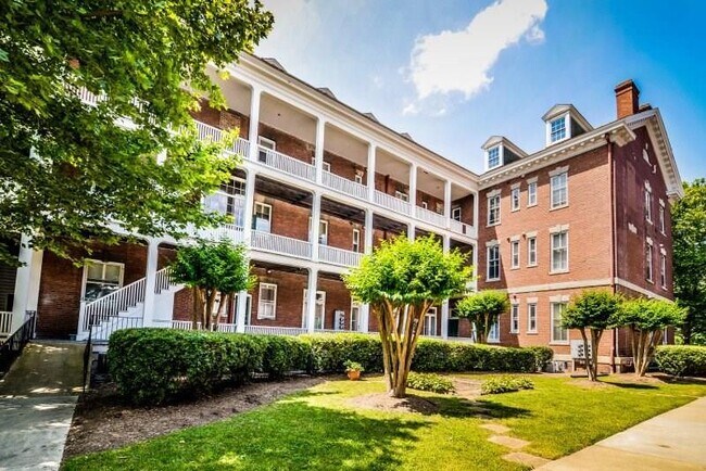 Foto del edificio - 1621 Grove Ave