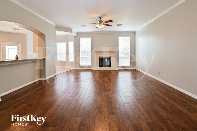 Building Photo - 17714 Meadow Crossing Ln