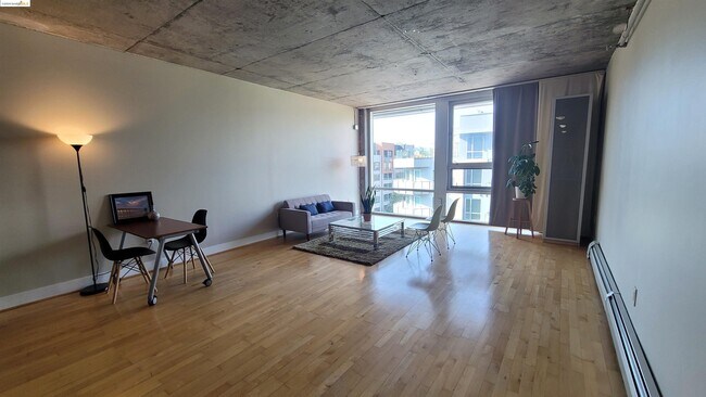 Foto del edificio - 311 Oak St