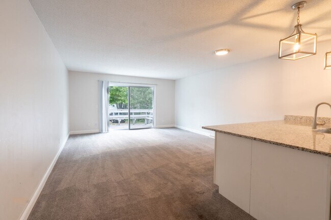 Foto del edificio - 3613-3615 Rhode Island Ave South