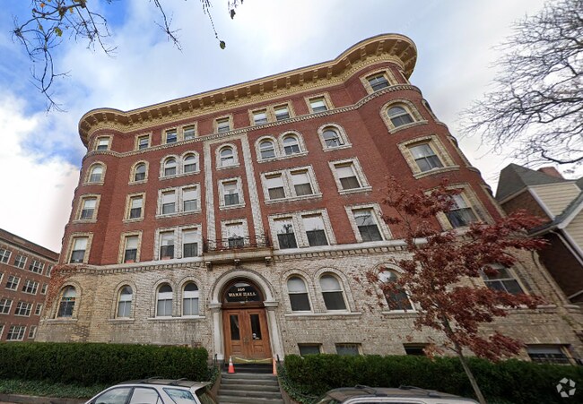 Building Photo - 381 Harvard St