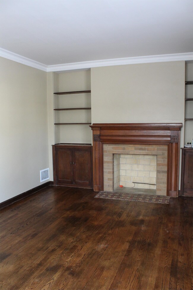 Foto del edificio - 1225 N Main St