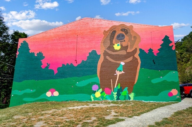 Interior Photo - Cascade Ridge